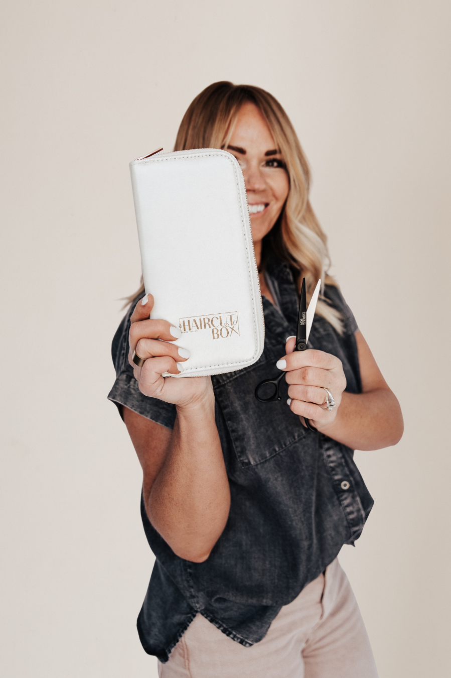 White Scissor Case